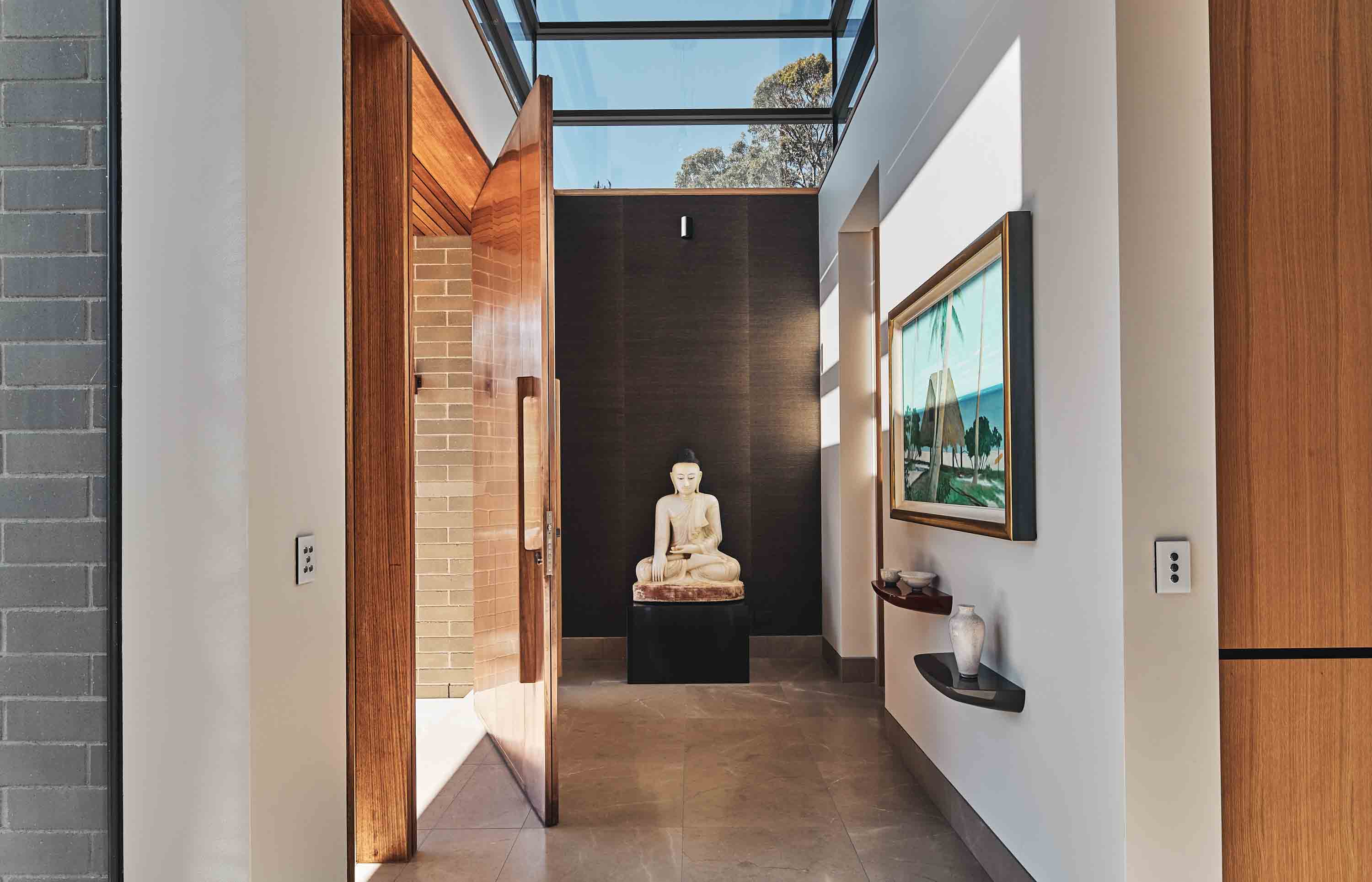 307.7-Castlecrag-House-with-FritsJurgens-pivot-hinge-System-M-by-Porebski-Architects-and-Cumberland-Building,-photographed-by-Peter-Bennetts.jpg