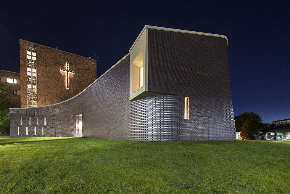 modern-church-architecture.jpg